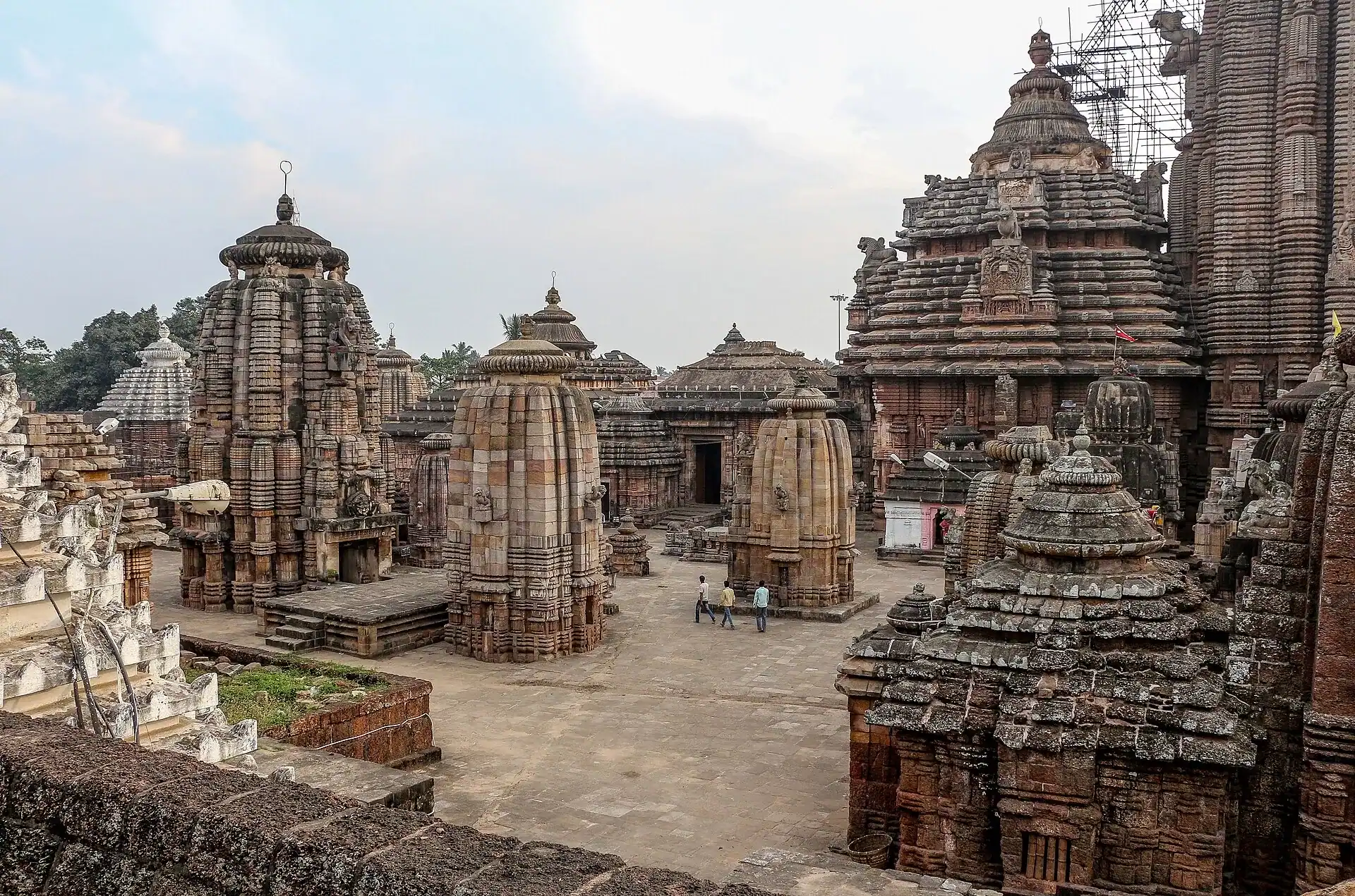 The Lingaraja temple complex at Bhubaneswar, seen from the watchtower