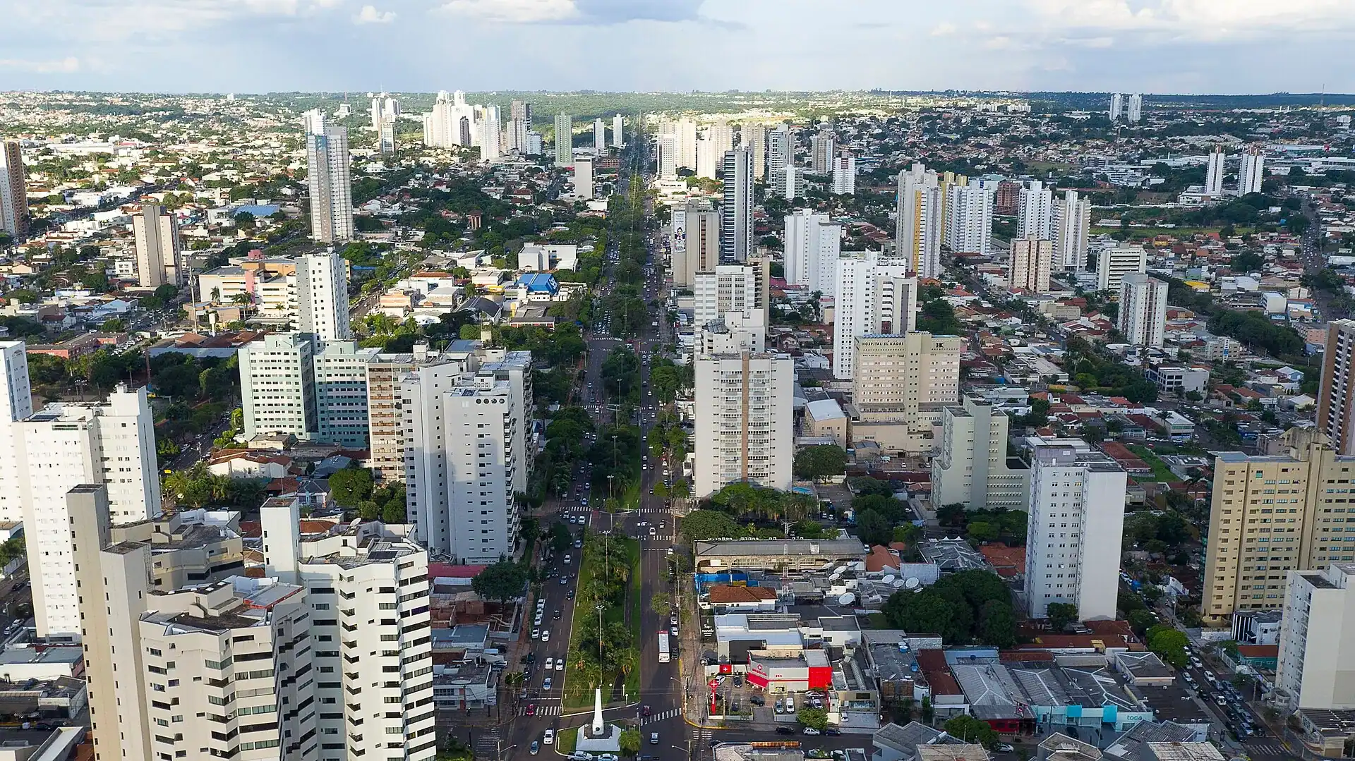 Campo Grande along Avenida Afonso Pena from the air