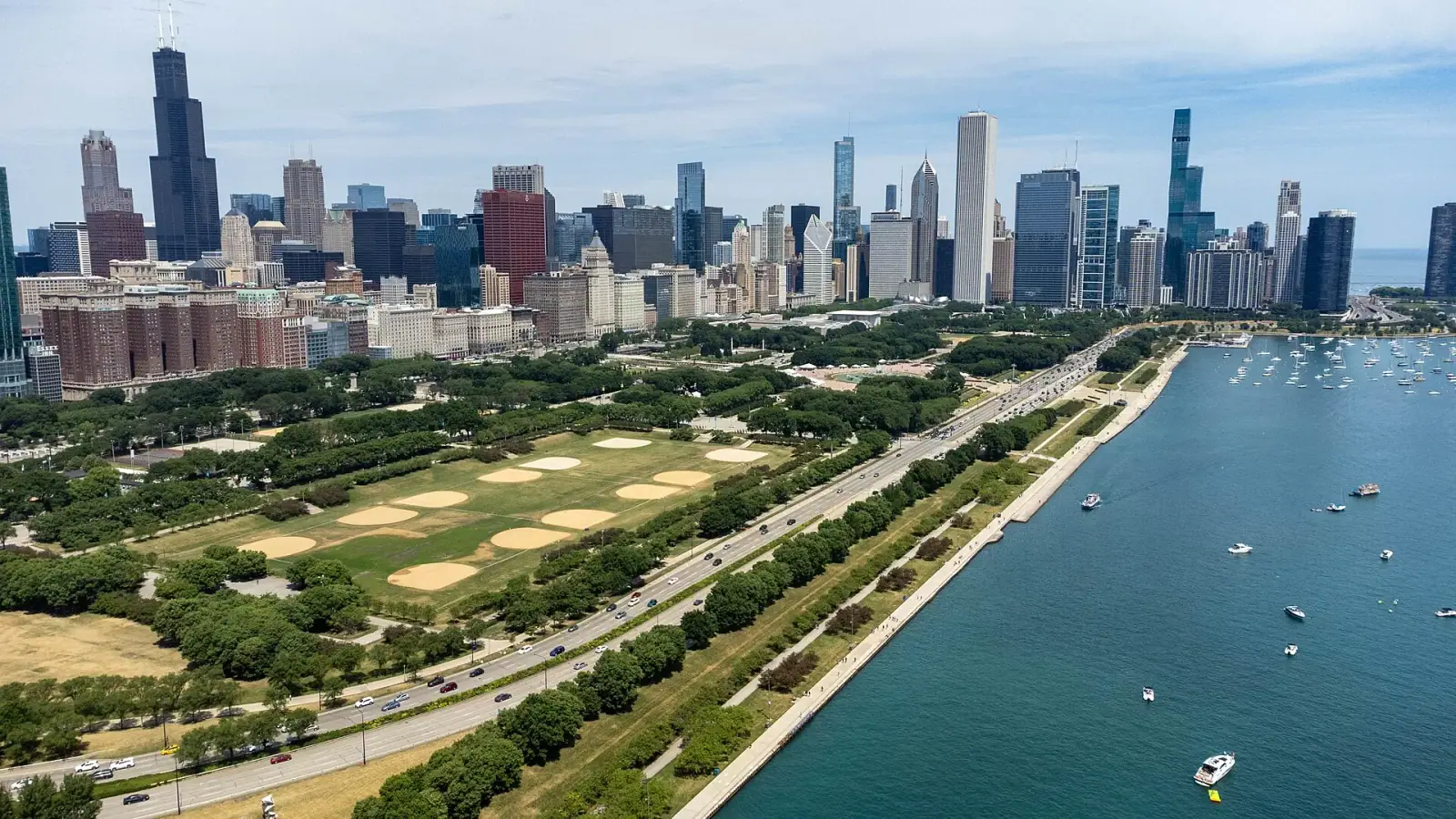 Aerial view of the Chicago skyline with Willis Tower, Grant Park, and Lake Michigan
