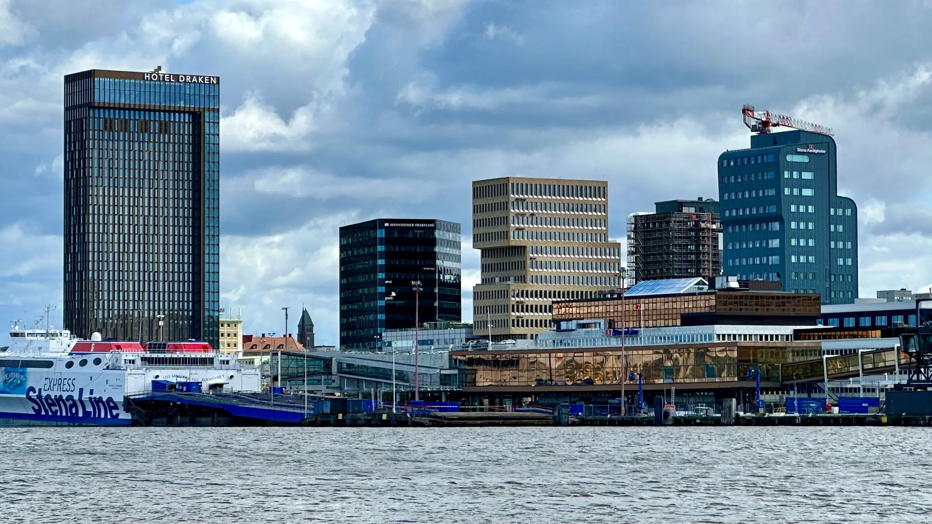 Gothenburg waterfront skyline with Hotel Draken tower and Stena Line ferry on the Göta Älv river