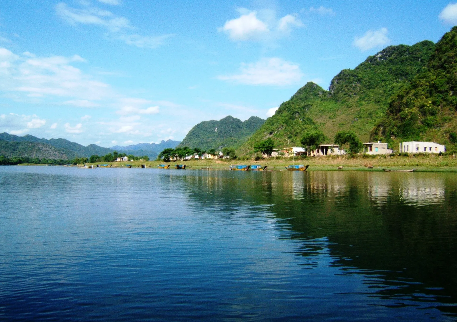 The Son River and karst mountains at Phong Nha, Vietnam