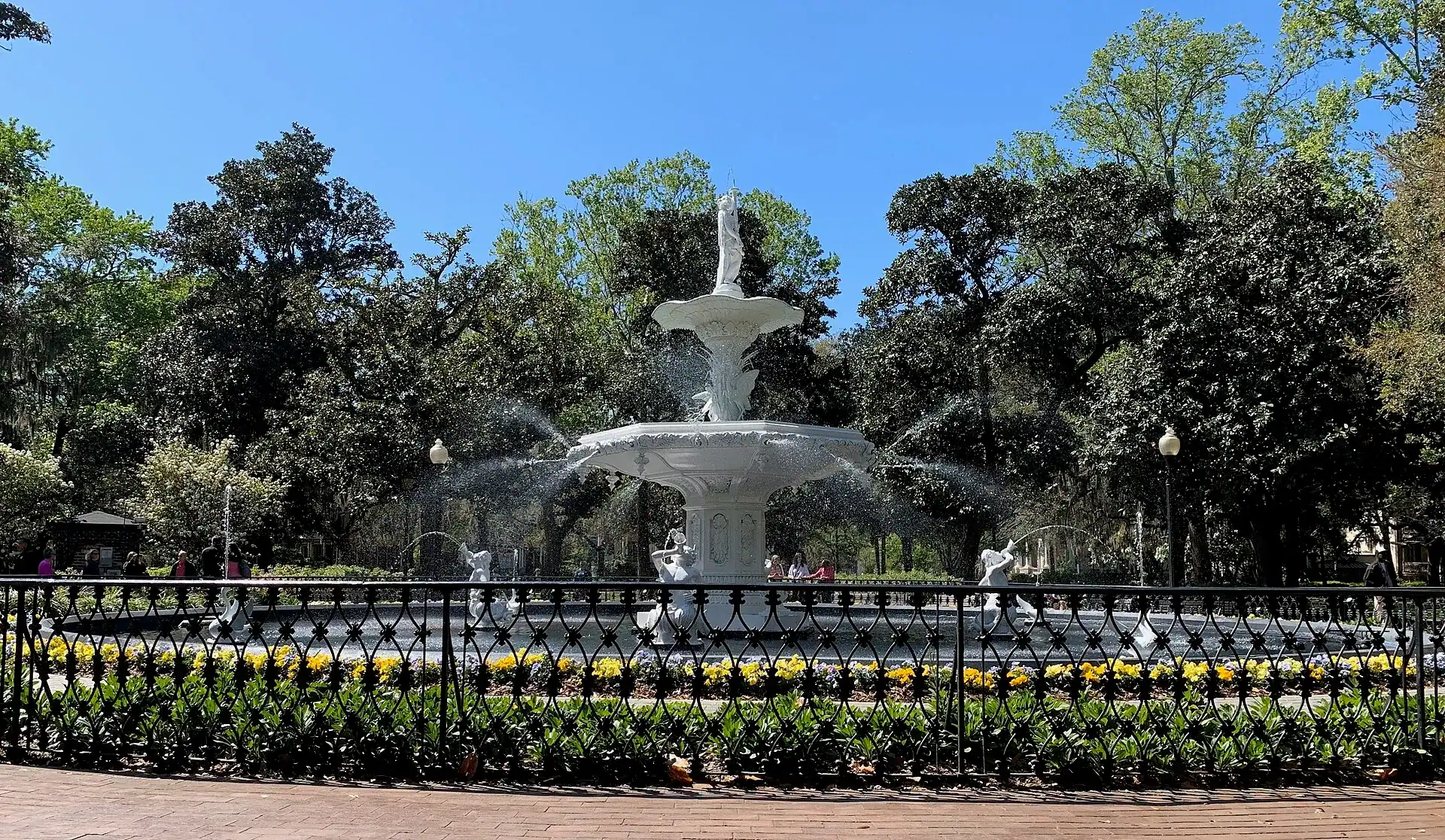 The fountain in Forsyth Park at Savannah