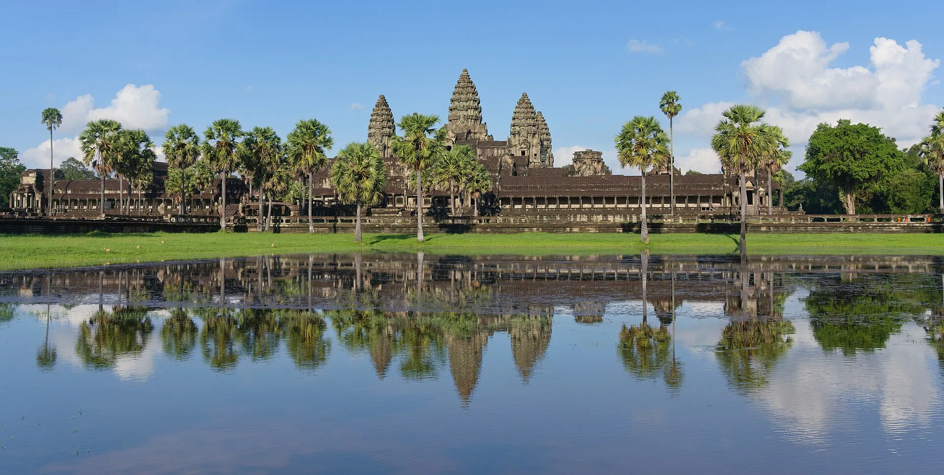 Angkor Wat temple with reflection in foreground pond, Siem Reap, Cambodia