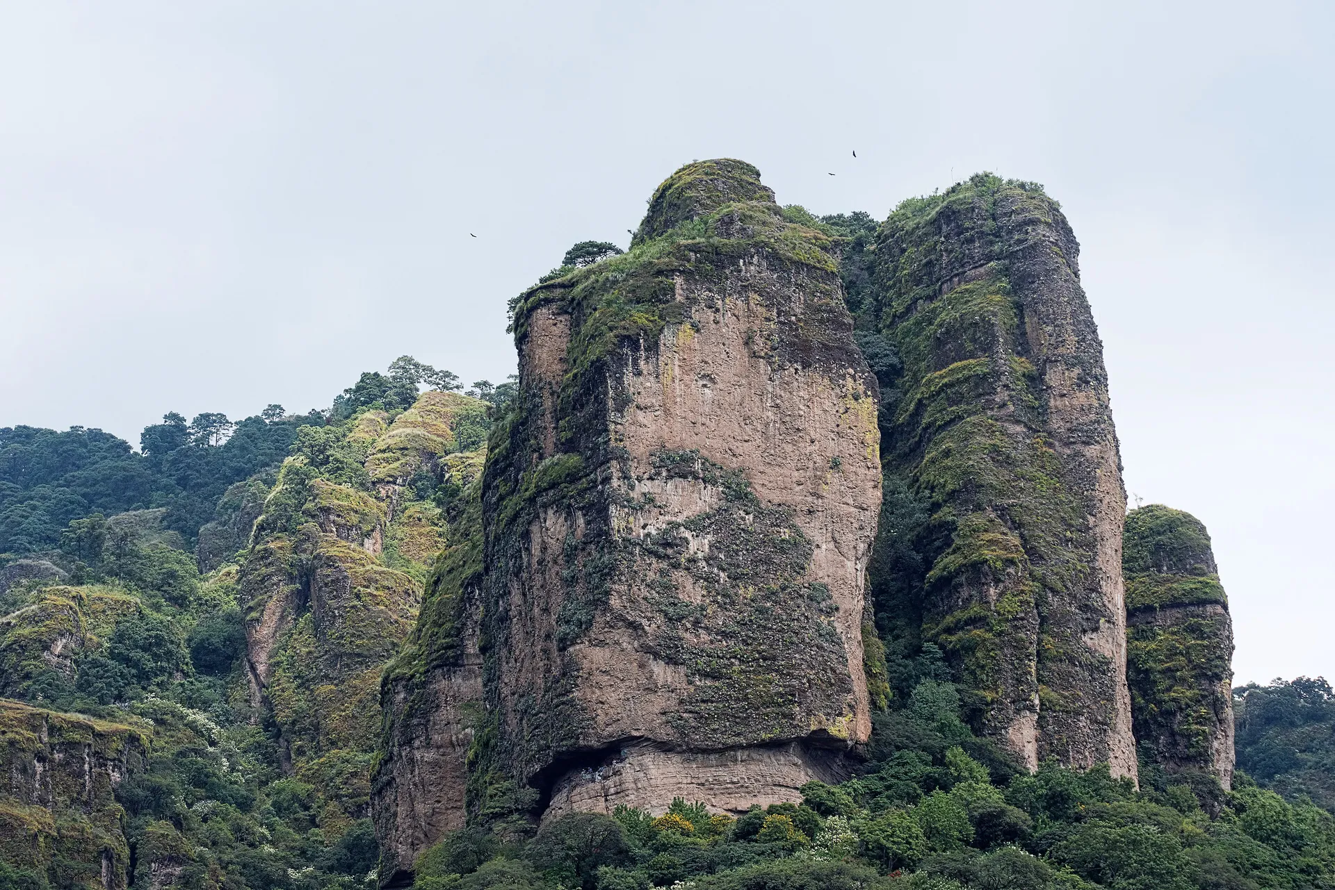 The dramatic Tepozteco cliffs above Tepoztlan, Mexico