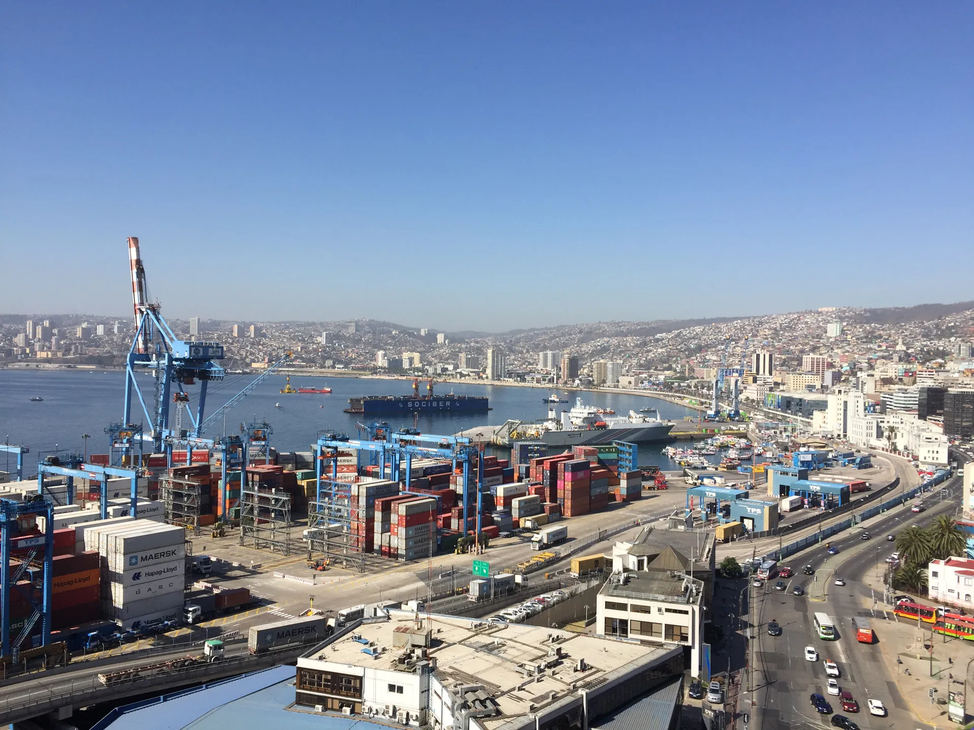 Valparaíso port with city hillside and Pacific bay