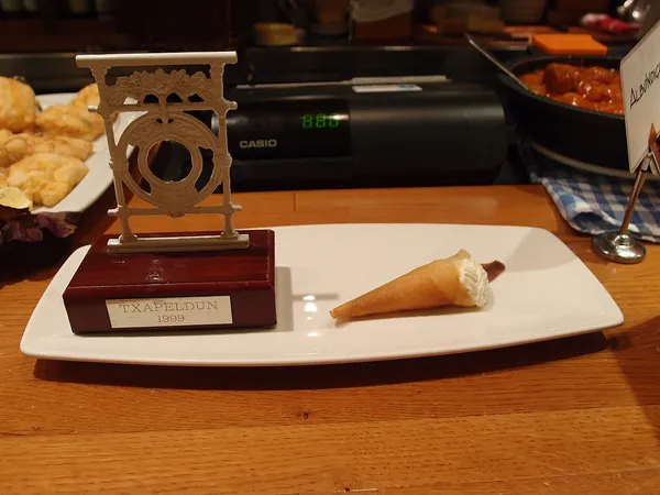 Award-winning pintxo at La Viña bar, San Sebastian