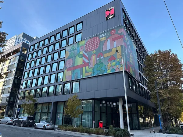 citizenM Seattle South Lake Union hotel exterior with colorful mural